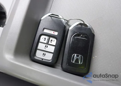 2017 Honda Odyssey Se z USA, uszkodzony, nr VIN 5FNRL5H39HB026619